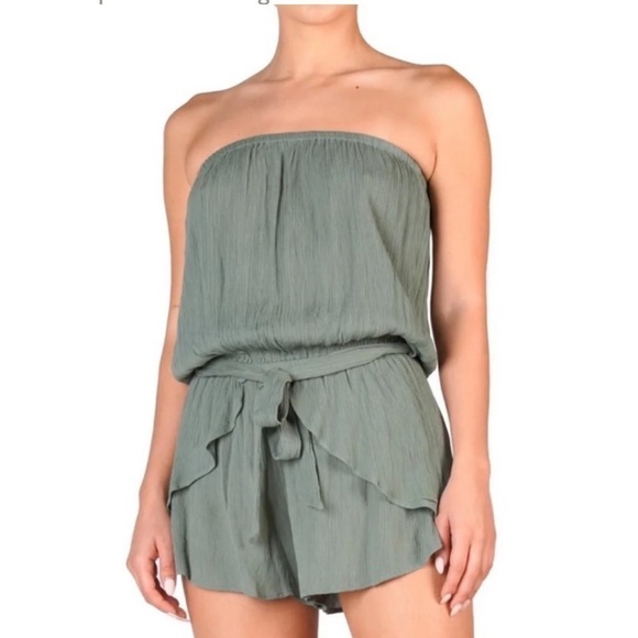 Elan Olive Strapless Ruffled Romper NWT - Picture 1 of 10